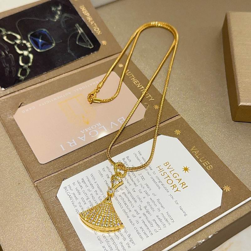 Bvlgari necklace 11yxx44 (6)