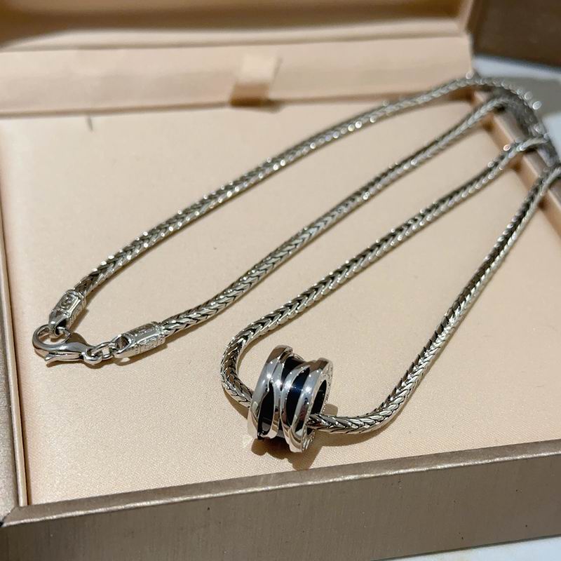 Bvlgari necklace 11yxx47 (5)
