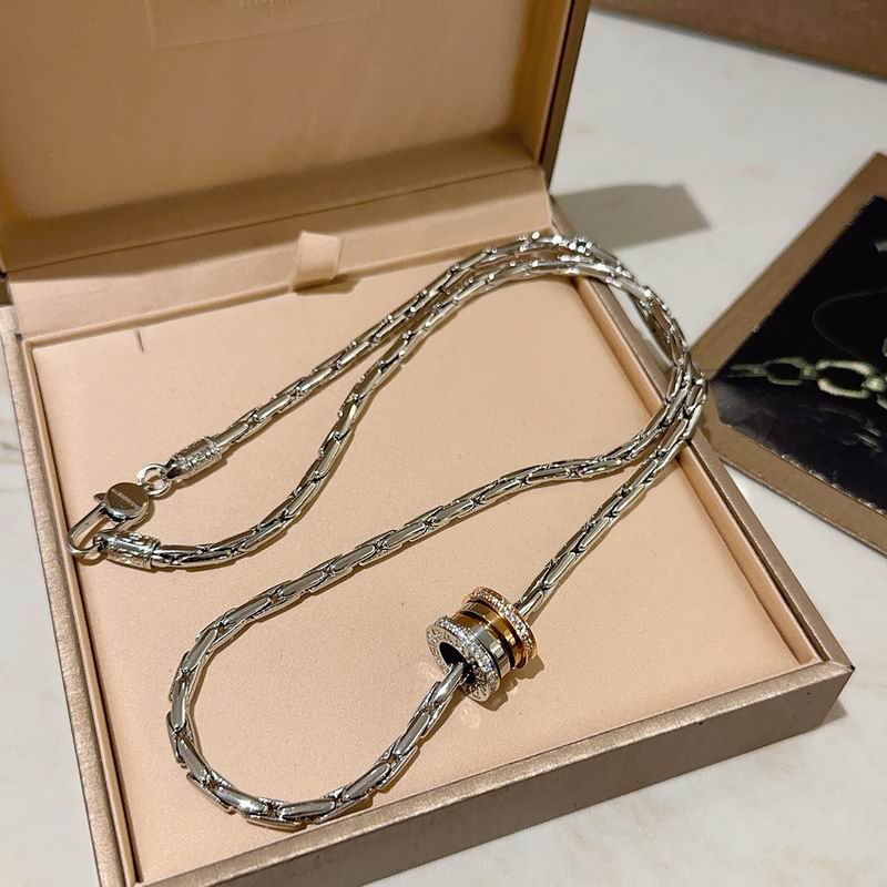 Bvlgari necklace 11yxx48 (6)