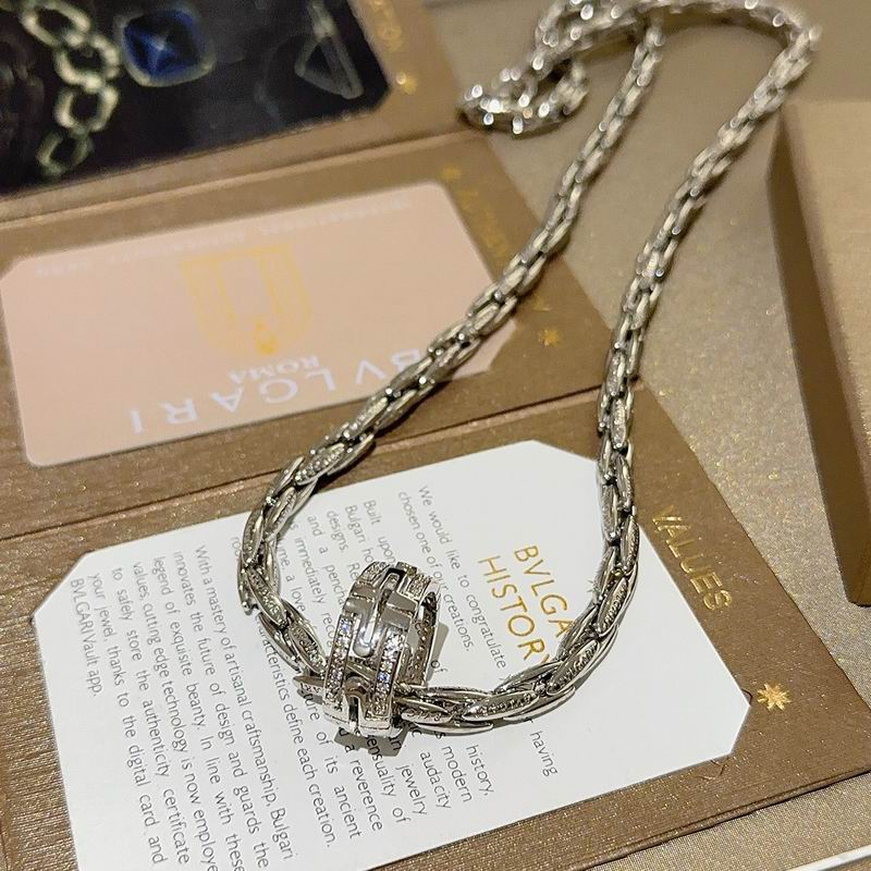 Bvlgari necklace 11yxx51 (6)