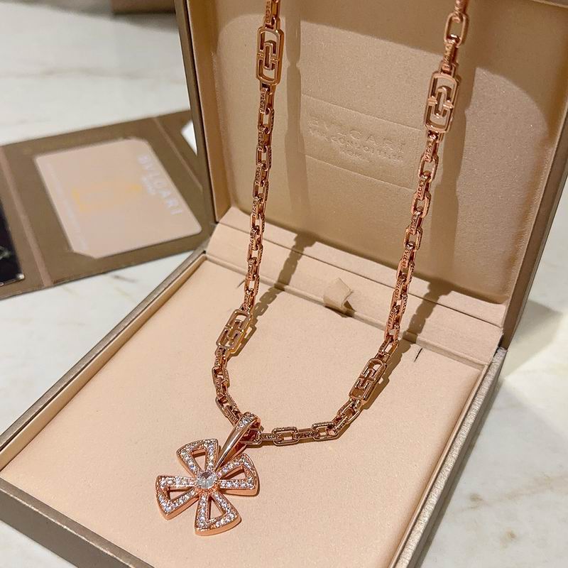 Bvlgari necklace 11yxx52 (2)