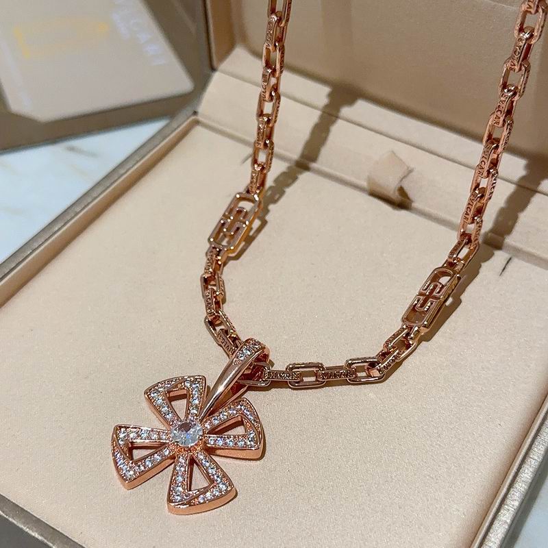 Bvlgari necklace 11yxx52 (6)