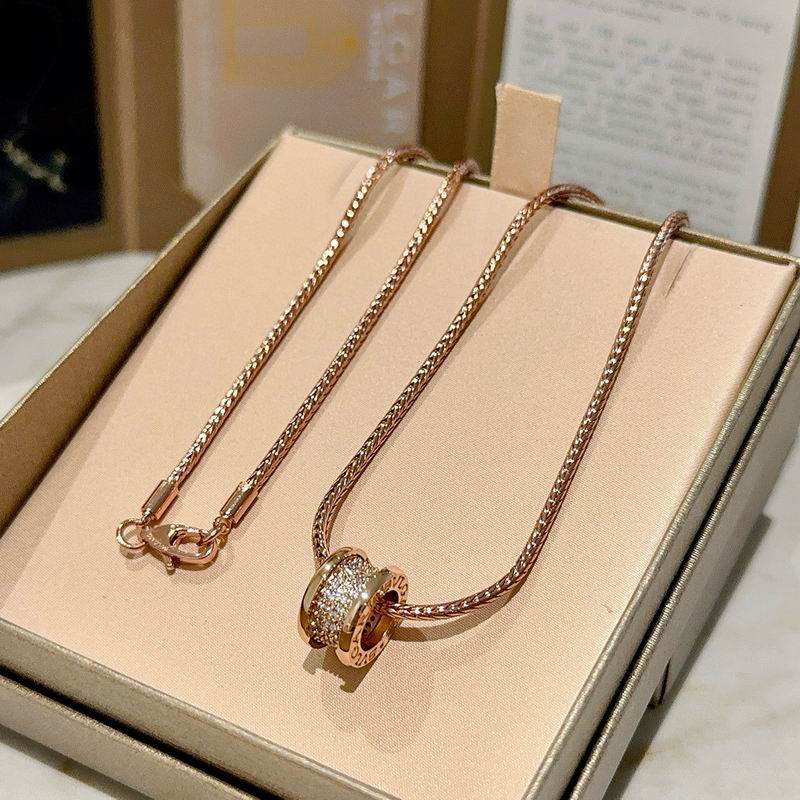 Bvlgari necklace 11yxx56 (6)