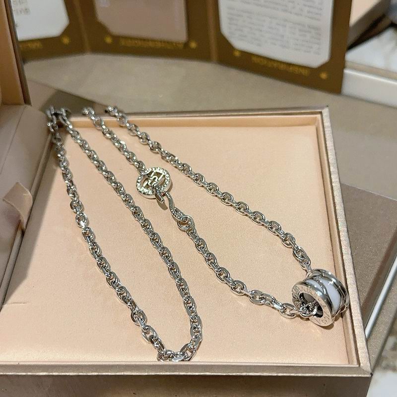 Bvlgari necklace 11yxx57 (6)