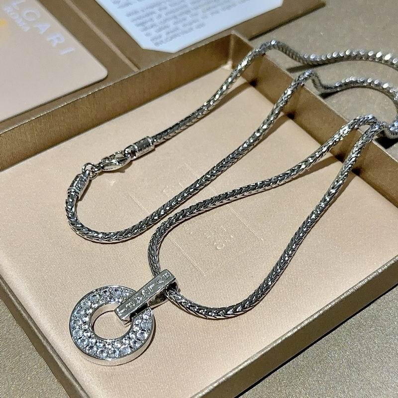 Bvlgari necklace 11yxx62 (6)