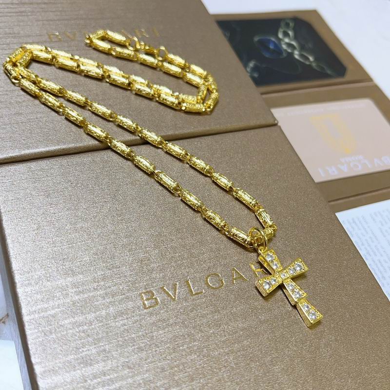 Bvlgari necklace 11yxx70 (5)