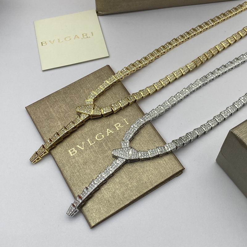 Bvlgari necklace 11yxx72 (2)