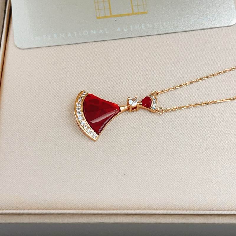 Bvlgari necklace 11yxx73 (8)