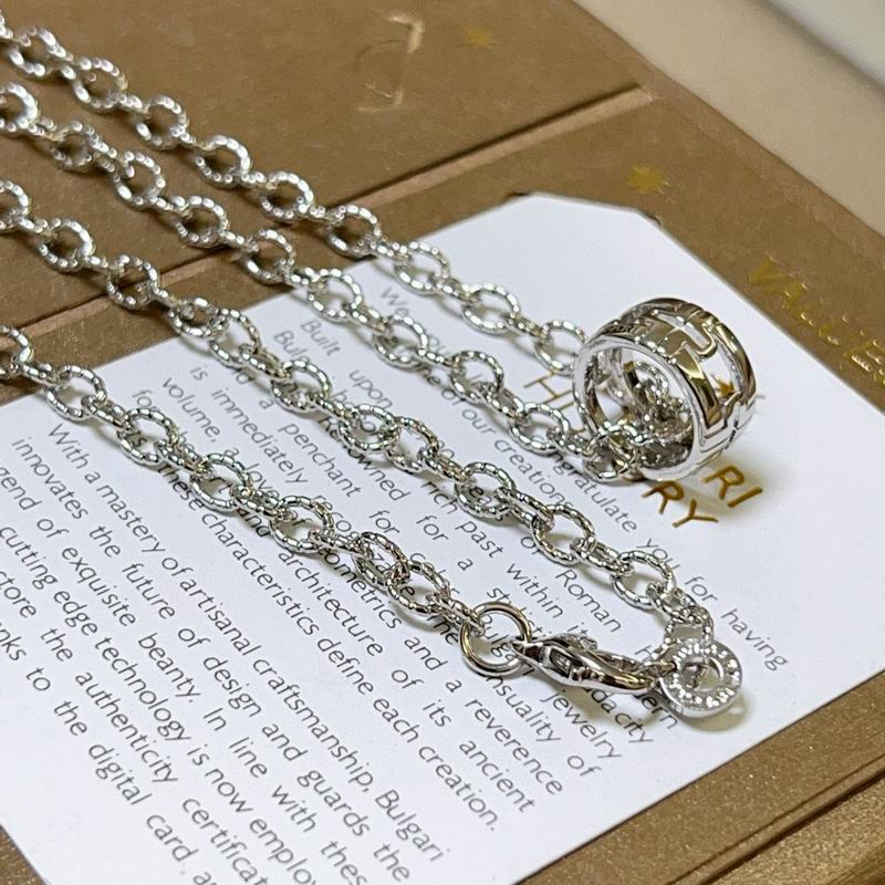 Bvlgari necklace 11yxx78 (1)