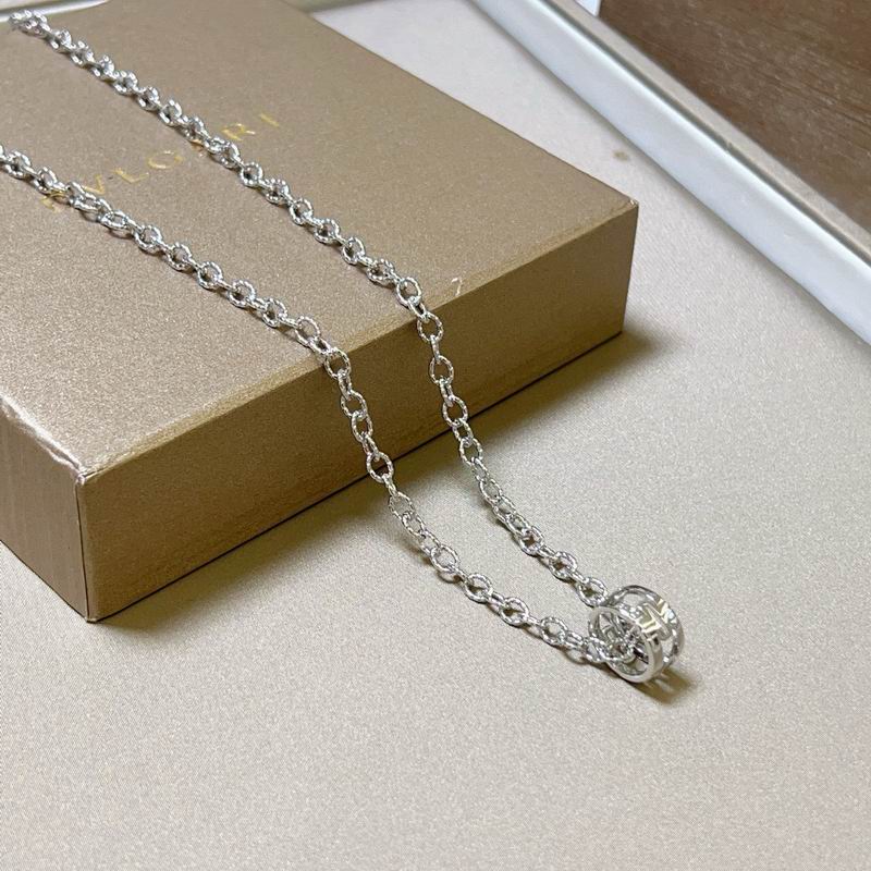 Bvlgari necklace 11yxx78 (6)
