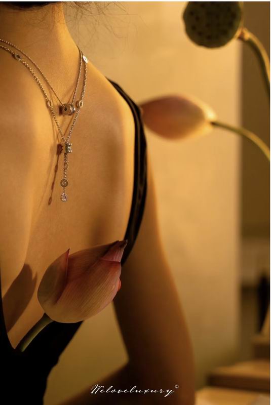 Bvlgari necklace 11yxx79 (3)