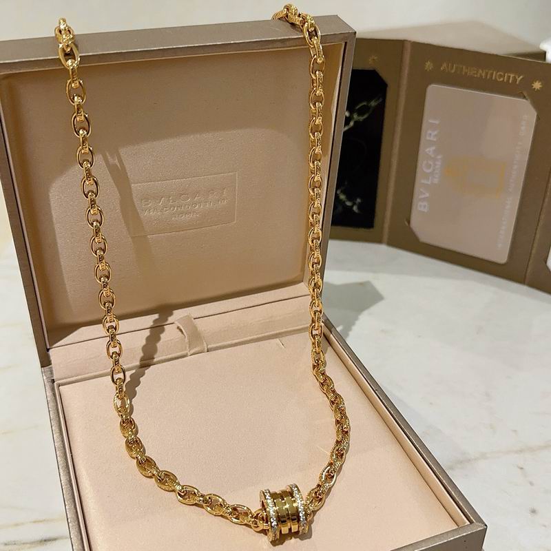 Bvlgari necklace 12yxx100 (2)