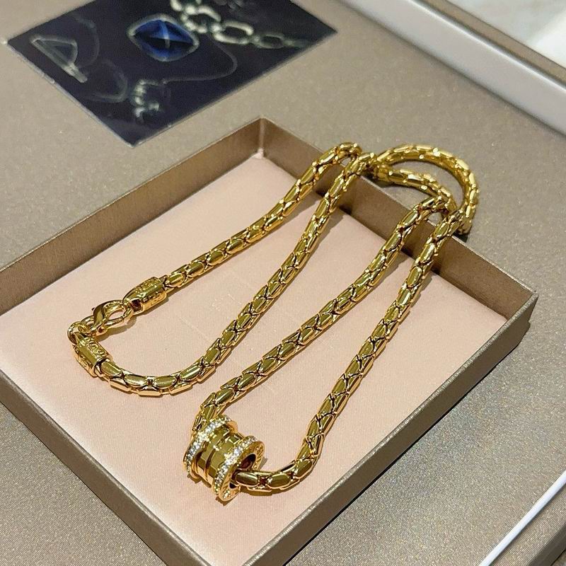 Bvlgari necklace 12yxx102 (6)