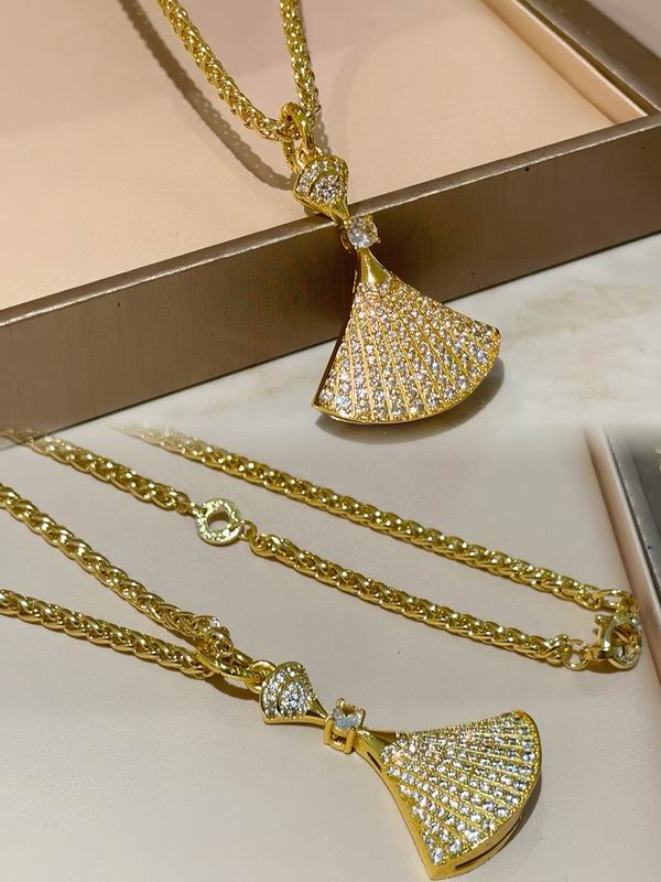Bvlgari necklace 12yxx104 (2)