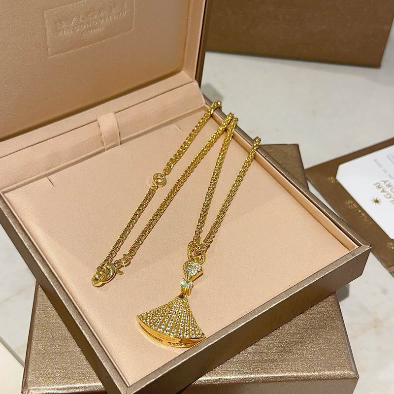 Bvlgari necklace 12yxx104 (4)