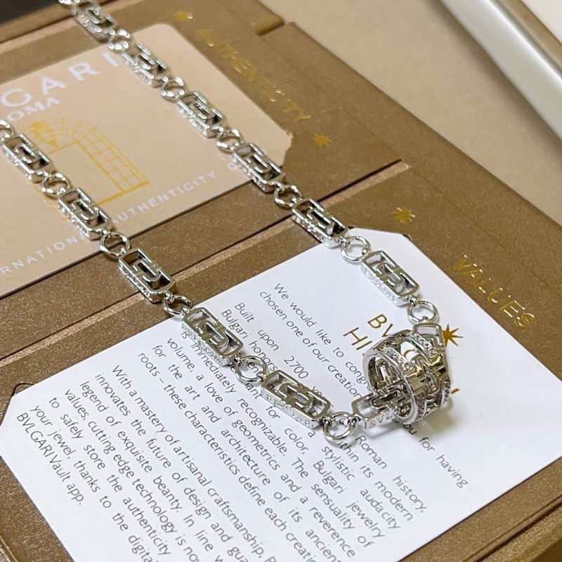 Bvlgari necklace 12yxx112 (5)