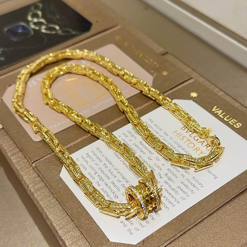 Bvlgari necklace 12yxx120 (3)