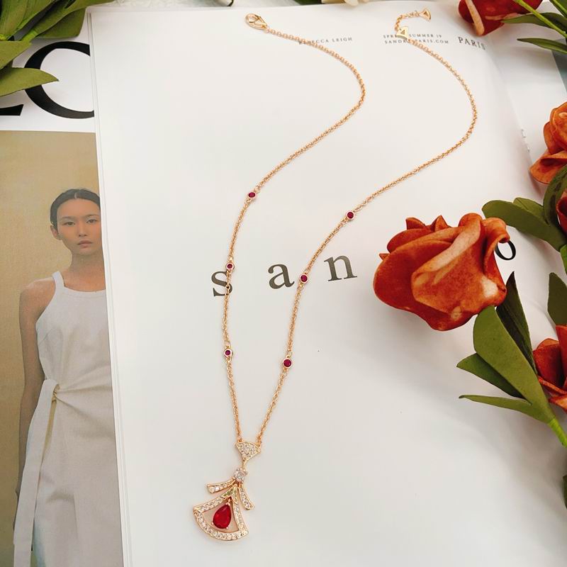 Bvlgari necklace 12yxx123 (39)