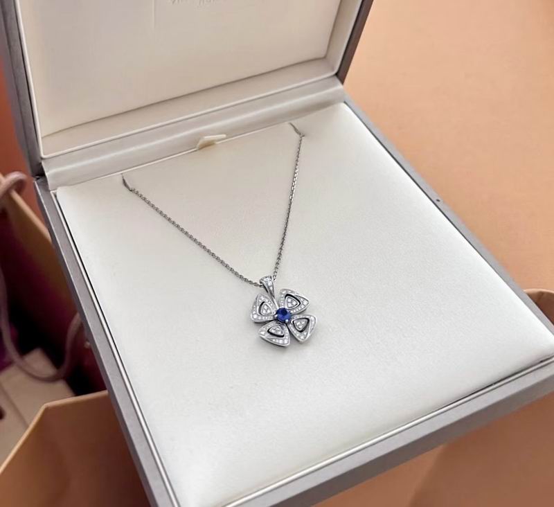 Bvlgari necklace 12yxx82 (6)