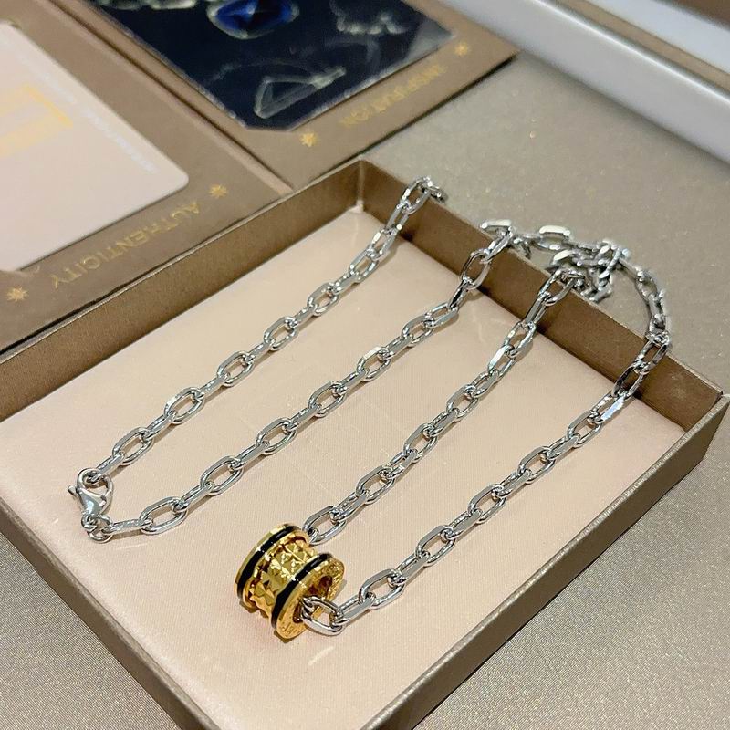 Bvlgari necklace 12yxx83 (6)
