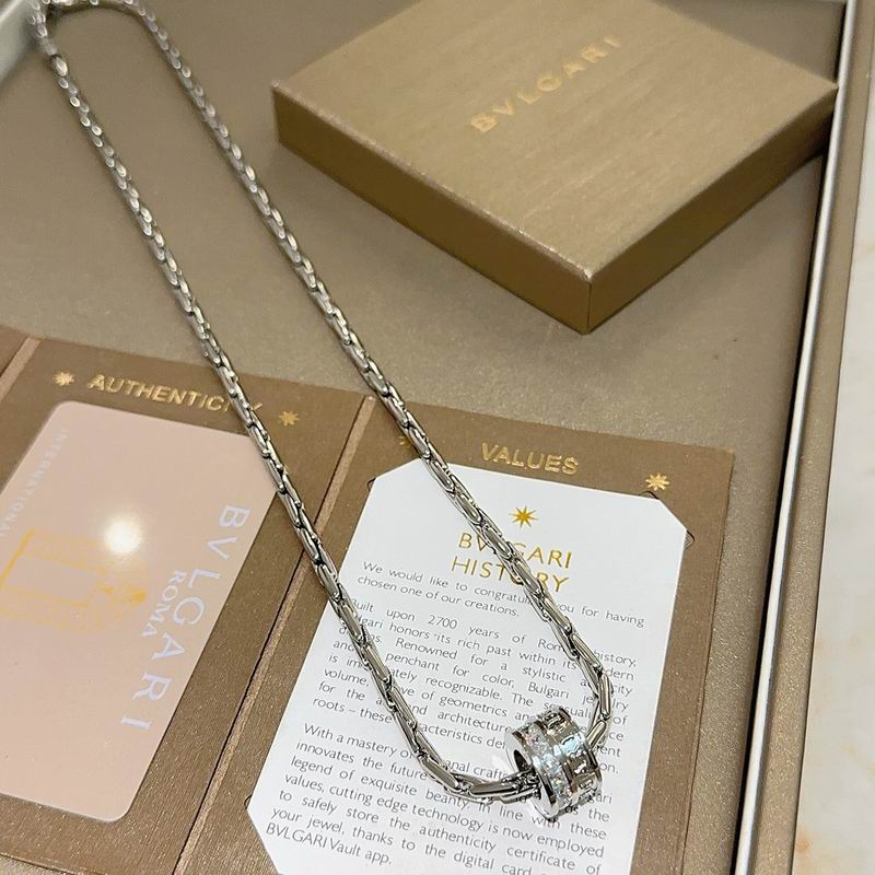 Bvlgari necklace 12yxx84 (4)