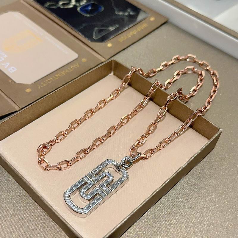 Bvlgari necklace 12yxx85 (4)
