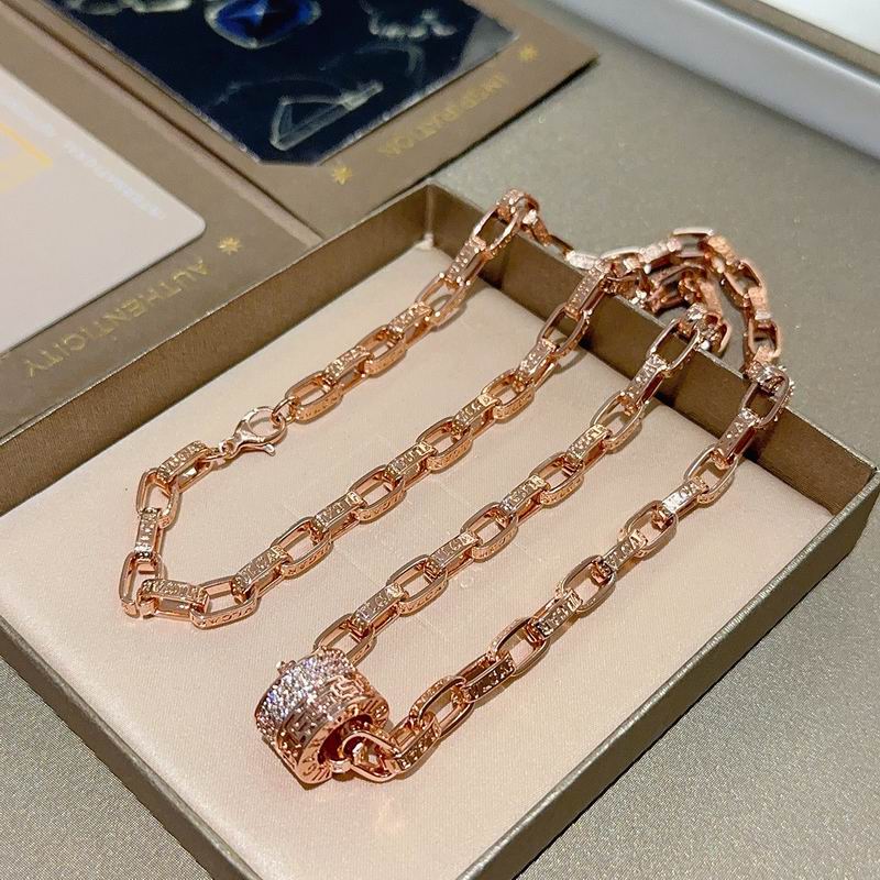 Bvlgari necklace 12yxx86 (6)