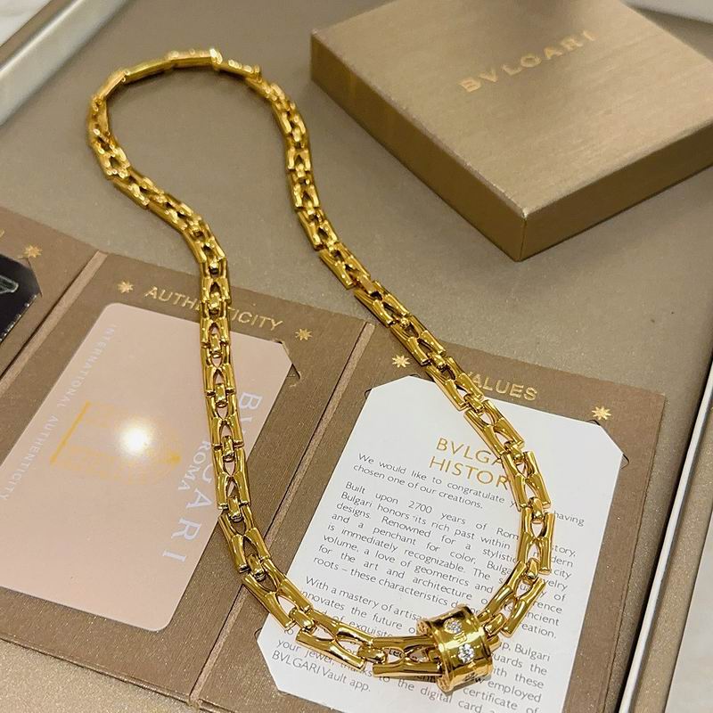 Bvlgari necklace 12yxx87 (3)