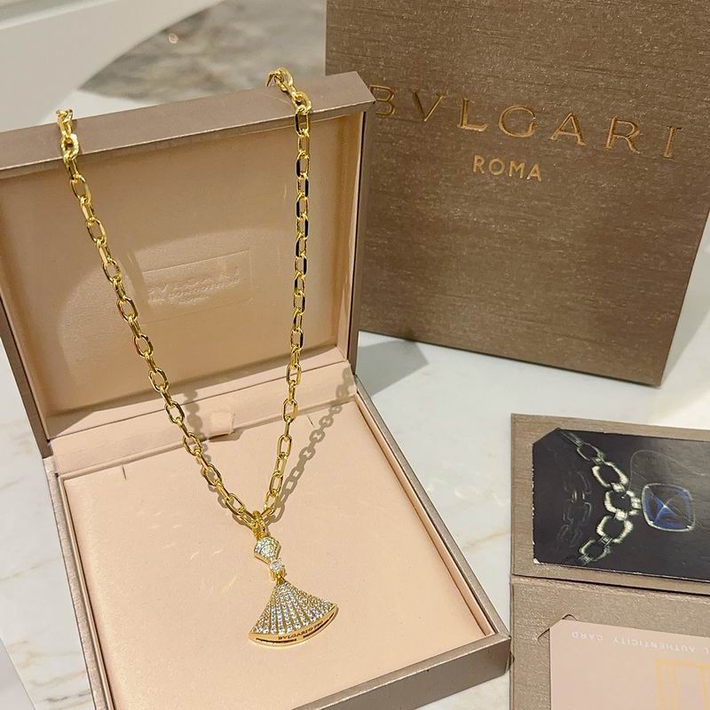 Bvlgari necklace 12yxx89 (3)