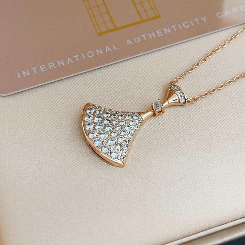 Bvlgari necklace 12yxx94 (10)