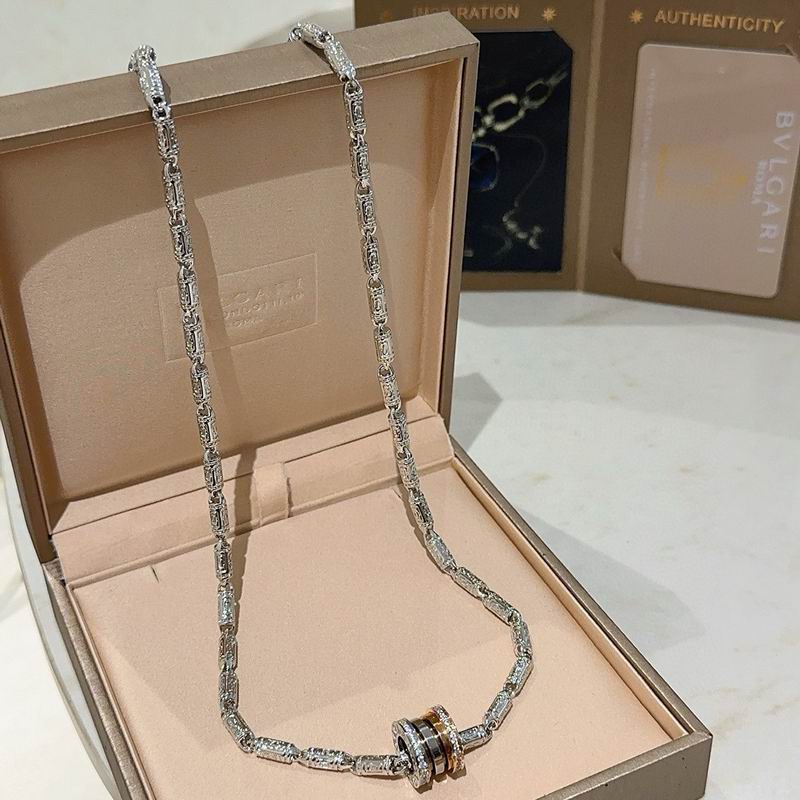 Bvlgari necklace 12yxx95 (6)