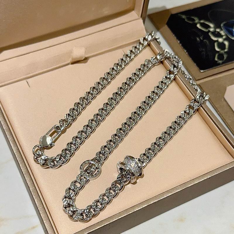 Bvlgari necklace 12yxx96 (5)