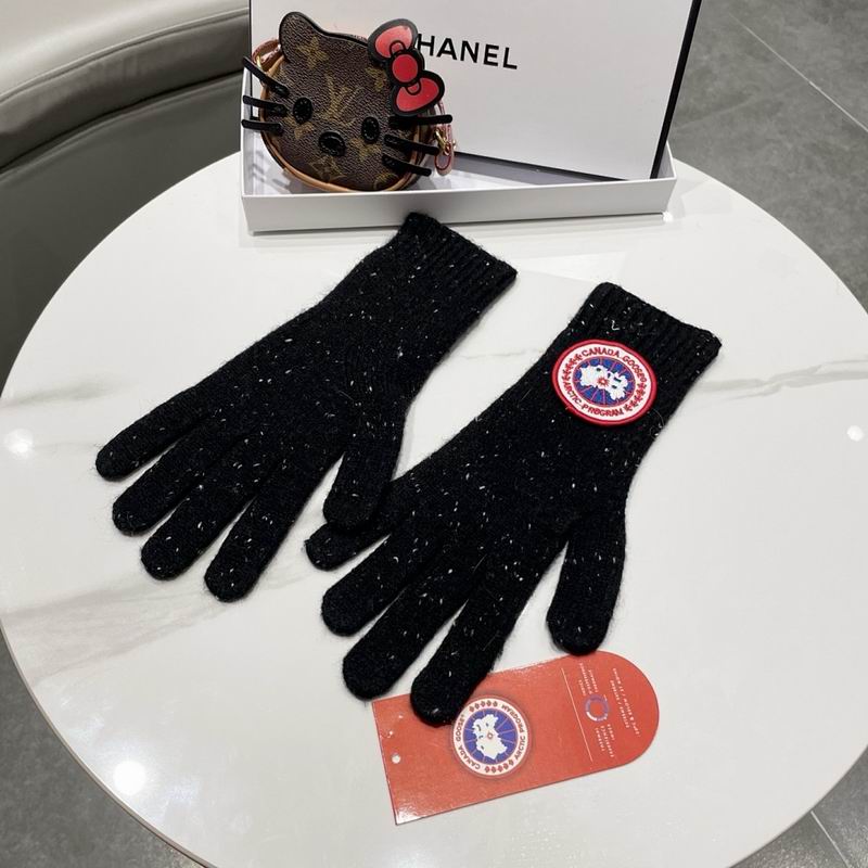 Canada Goose Gloves hm (4)