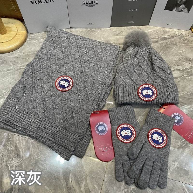 Canada Goose Scarf Hat Gloves hm (23)