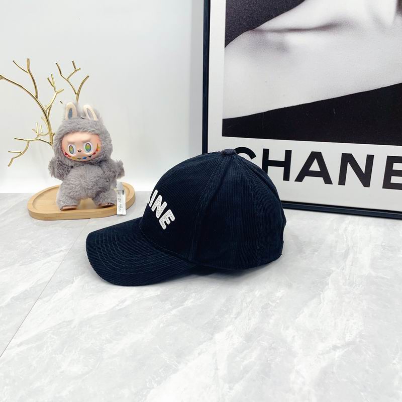 Celine Cap dx (1095)