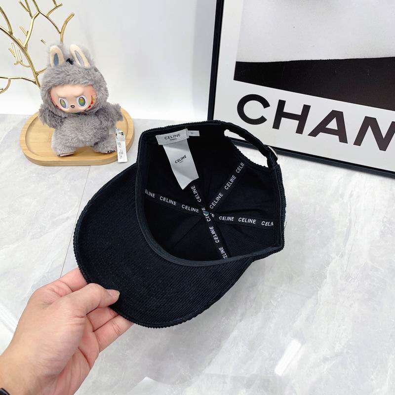 Celine Cap dx (1099)