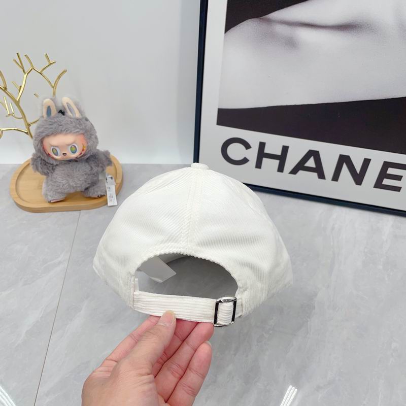 Celine Cap dx (1116)