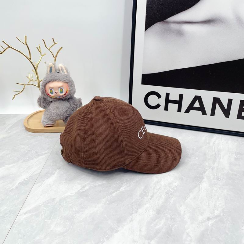 Celine Cap dx (1124)