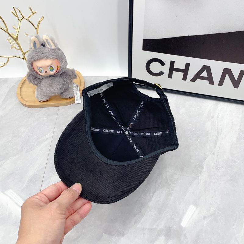 Celine Cap dx (1135)