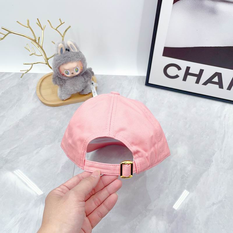 Celine Cap dx (1224)