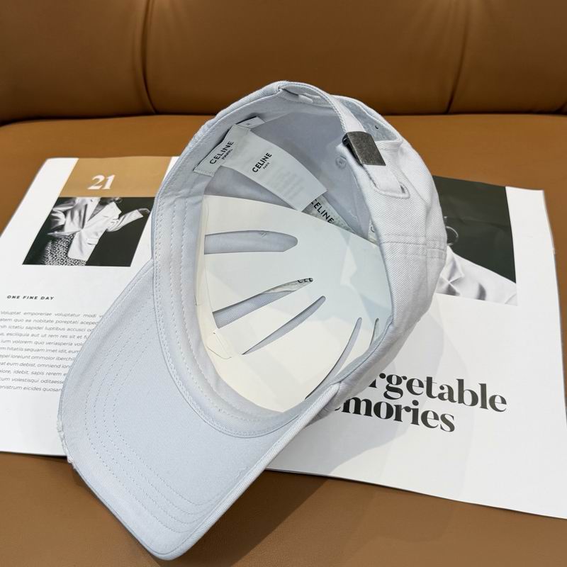 Celine cap dx (175)