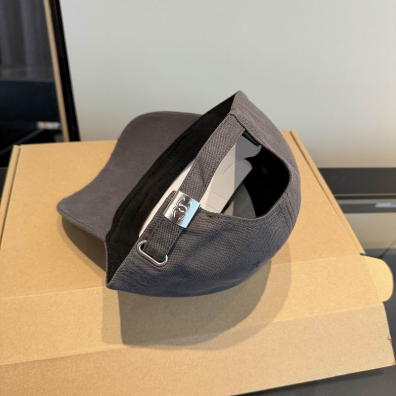 Chanel Cap (3323)