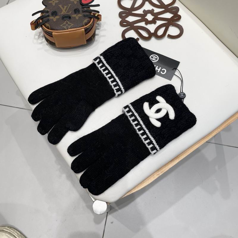 Chanel Gloves 16 (17)