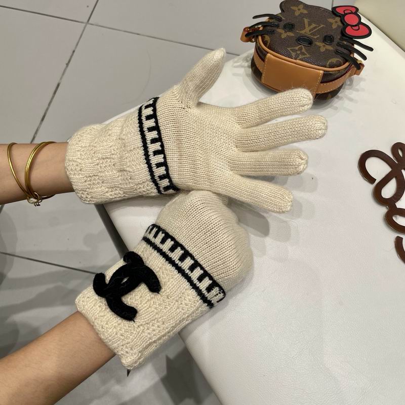 Chanel Gloves 16 (19)