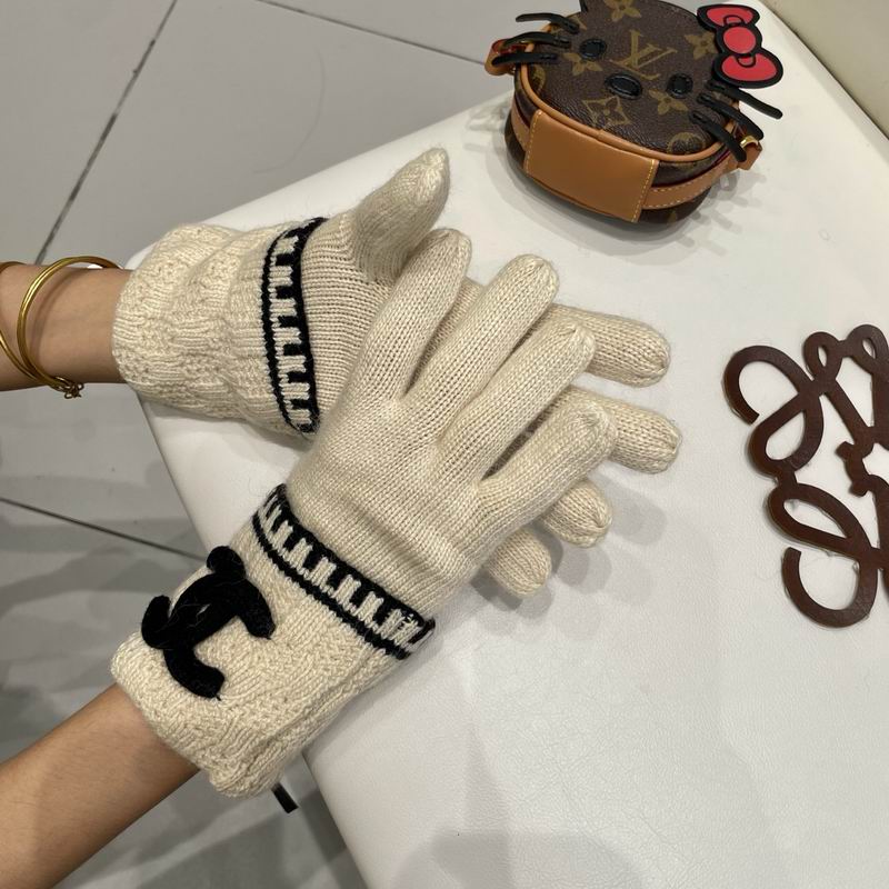 Chanel Gloves 16 (21)