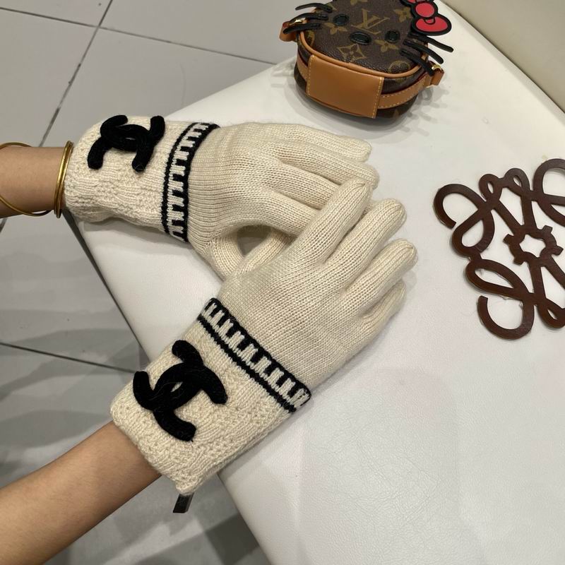 Chanel Gloves 16 (22)
