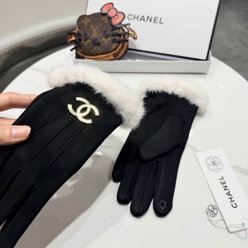 Chanel Gloves 25 (20)