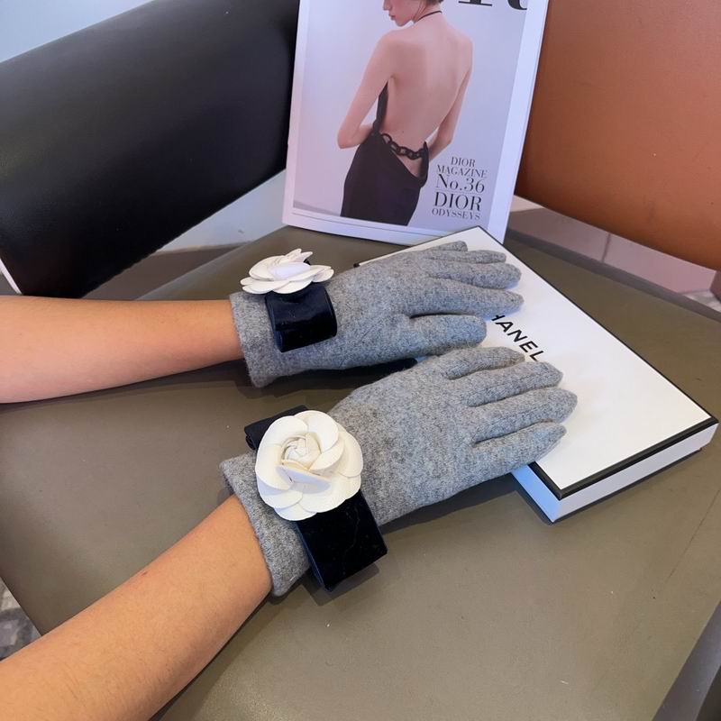 Chanel Gloves 28 (16)