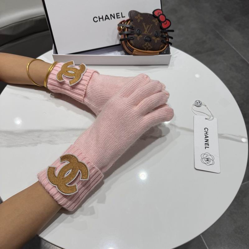 Chanel Gloves 42 (25)