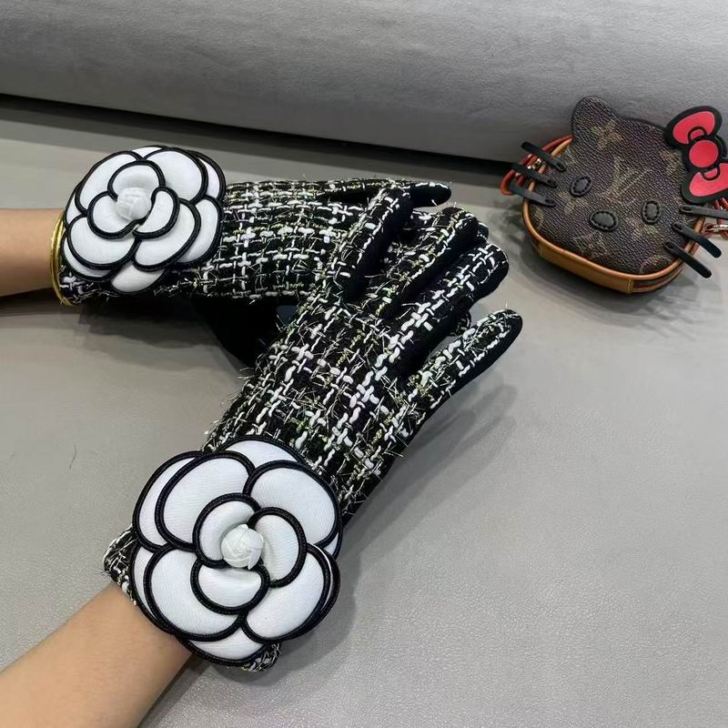 Chanel Gloves 44 (2)